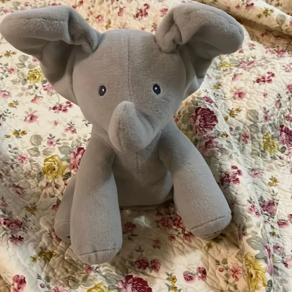 Baby Guns elephant